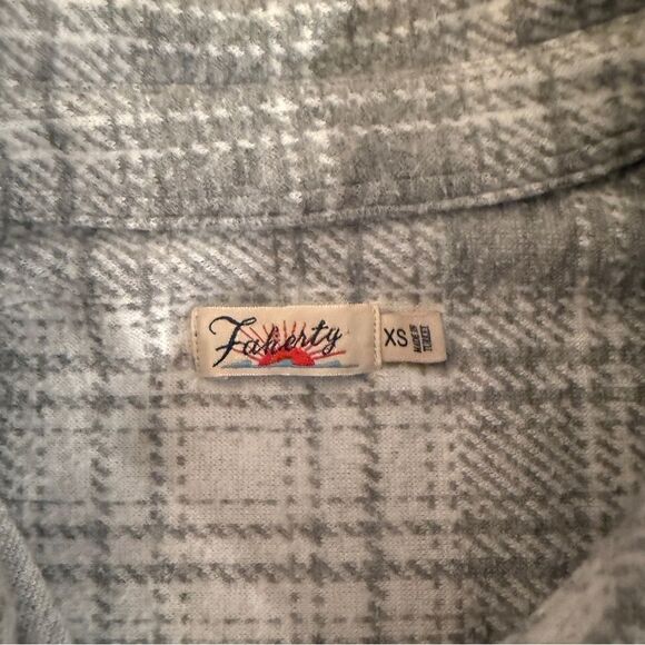 Faherty Women's Legend Sweater Shirt - Picture 5 of 9
